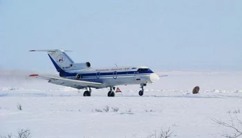 Во время совершения посадки самолет выкатился за пределы полосы на Камчатке