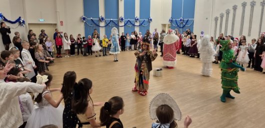 Первая новогодняя елка главы города прошла в Петропавловске-Камчатском 10