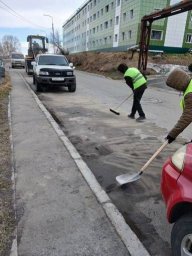 Очистку дорог от песка и мусора проводят коммунальные службы Петропавловска‑Камчатского 2