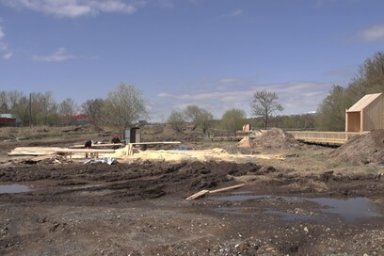 Благоустройство набережной Авачи в Елизове на Камчатке усложнил циклон 5