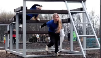 Военно-патриотическая игра «Полный вперёд!» объединила школьников Петропавловска-Камчатского Военно-патриотическая игра «Полный вперёд!» объединила школьников Петропавловска-Камчатского