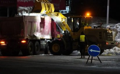 Плановые работы по очистке улиц продолжаются в Петропавловске-Камчатском 5