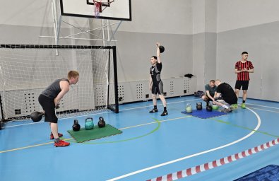Гиревой рывок состоялся в Раздольном на Камчатке 1