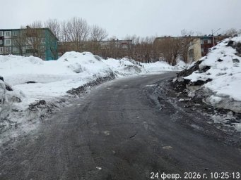 Городские службы продолжают плановую работу по зимнему содержанию улиц в Петропавловске-Камчатском 1