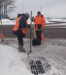 Работы по зимнему содержанию городских территорий проводятся в Петропавловске-Камчатском 5