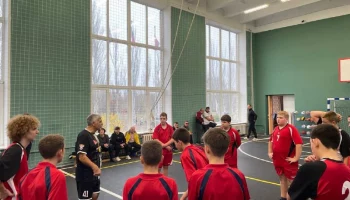 Серию спортивных мастер-классов для педагогов провели в ДНР специалисты с Камчатки