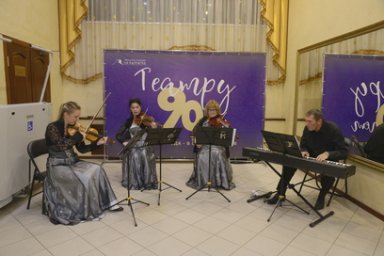 На Камчатке прошло открытие 90-го театрального сезона 4