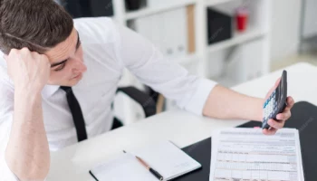 Работодателям могут увеличить штрафы за нежелание официально оформлять сотрудников