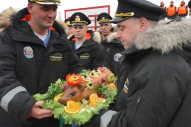 На Камчатке торжественно встретили моряков подводного ракетоносца «Новосибирск» 8
