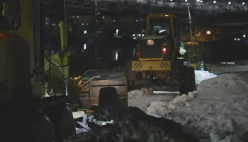 В круглосуточном режиме идут восстановительные работы на улице Ленинской в столице Камчатки В круглосуточном режиме идут восстановительные работы на улице Ленинской в столице Камчатки