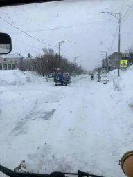 Борьбу с последствиями циклона ведут коммунальщики в Петропавловске-Камчатском 8
