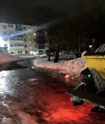 Работы по зимнему содержанию дорог продолжались в ночную смену в Петропавловске-Камчатском 8