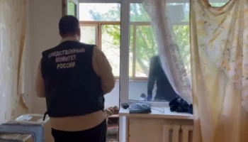5-летняя малышка выпала из окна в столице Камчатки
