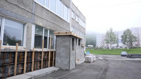 Капитально ремонтируют к новому учебному году четыре образовательных учреждения Петропавловска-Камчатского 6
