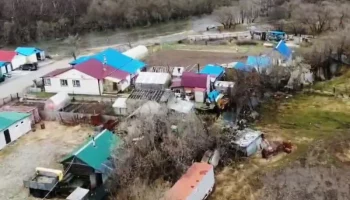 В Камчатском Соболево вода отступила