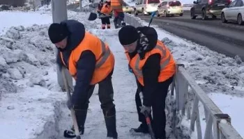 Работы по зимнему содержанию городских территорий проводятся в Петропавловске-Камчатском