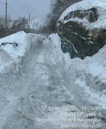 Коммунальные службы продолжают приводить в порядок Петропавловск-Камчатский 5
