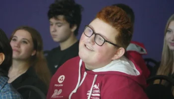 День добровольца и пятилетие волонтерского корпуса отметили в Молодежном центре на Камчатке