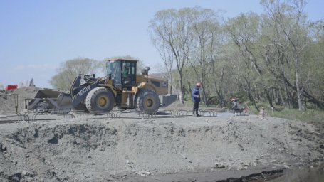 Начался монтаж освещения на новой трассе к Халактырскому пляжу в Петропавловске-Камчатском 4