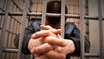 Молодые люди увлеклись обкрадыванием магазина на Камчатке