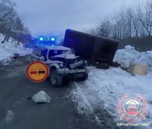 Наезд на вагончик для временного проживания совершил 73-летний водитель автомобиля Mitsubishi Pajero на Камчатке 0