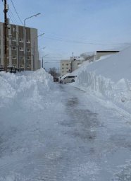 Работы по ликвидации снежных заносов продолжаются круглосуточно в Петропавловске-Камчатском 3