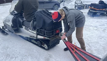 Специальные сани к снегоходам приобрел заповедник при поддержке благотворительного фонда на Камчатке
