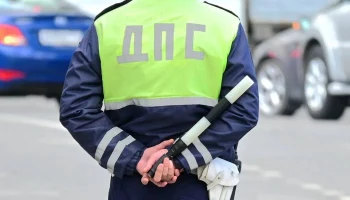 ДТП произошло на нерегулируемом переходе в Елизово на Камчатке ДТП произошло на нерегулируемом переходе в Елизово на Камчатке