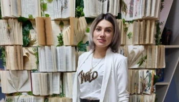 Премию всероссийского конкурса «Библиотекарь года» получила Алина Бессуднова из Усть-Камчатска