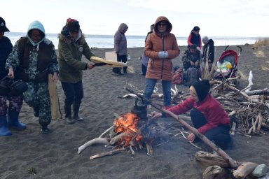 Камчатские аборигены поблагодарили море за щедрость 0