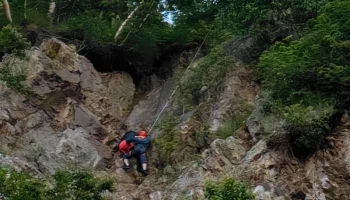 Горе-«скалолаз»: на Камчатке спасли человека