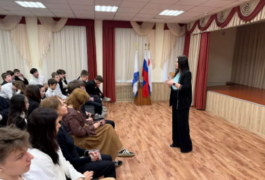 С экспериментом по расширению доступа к среднему профессиональному образованию знакомят школьников на Камчатке 2