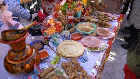 Начало Масленицы весело отпраздновали в столице Камчатки 0