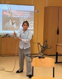 Урок, посвященный камчатской гонке на собачьих упряжках &laquo;Берингия&raquo;, прошел для школьников на Камчатке 1