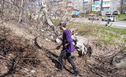 Жители города прибрались в районе Завойко в Петропавловске-Камчатском 2