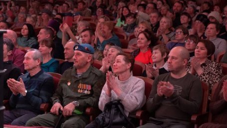 Участие в благотворительном концерте «Мама — мой ангел земной» приняли депутаты на Камчатке 2