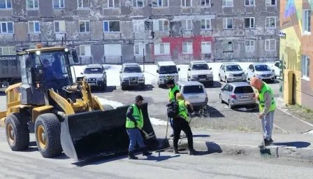 В течение дня техника работала на центральных магистралях Петропавловска-Камчатского 5