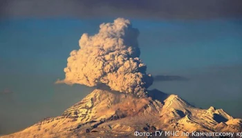 На Камчатке извержение Безымянного набирает обороты