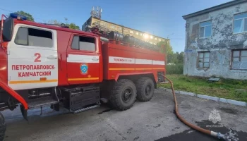 На Камчатке во время пожара спасли 4-х человек, в том числе грудного ребенка