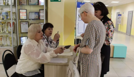 ЕГЭ по русскому языку в рамках всероссийской акции сдали родители Камчатского края 7