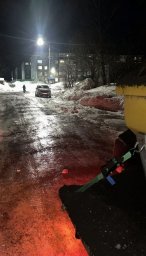 Работы по зимнему содержанию дорог продолжались в ночную смену в Петропавловске-Камчатском 1