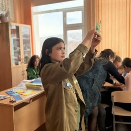 Бойцы кололи дрова, расчищали снег, помогали по хозяйству: не оскудела героями земля Камчатская 8