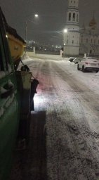 Работы по зимнему содержанию улиц и общественных пространств идут круглосуточно в Перопавловске-Камчатском 5