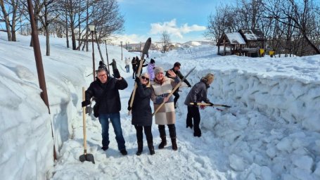 Сезонные работы по содержанию улично-дорожной сети проходят в столице Камчатки 2