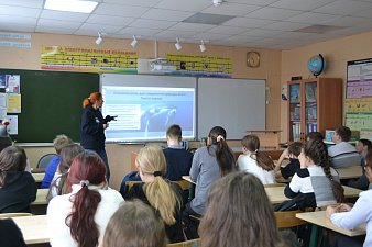 В гости к школьникам Усть-Большерецкого округа пришла заповедная Камчатка 3