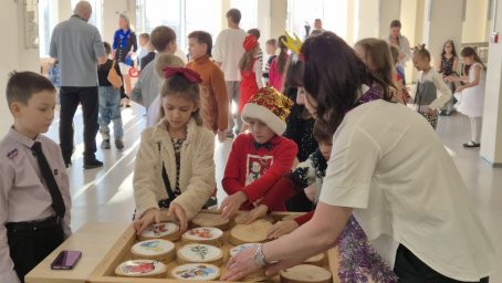 Первая новогодняя елка главы города прошла в Петропавловске-Камчатском 7