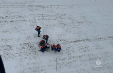 На Камчатке новички спасатели впервые десантировались без использования парашютов 2
