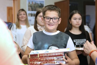 Более 250 обращений о помощи в подготовке детей в школу поступило в парламент Камчатки 3