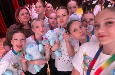 Лауреатом I степени в международном конкурсе&ndash;фестивале стал коллектив &laquo;Незабудки&raquo; с Камчатки 0