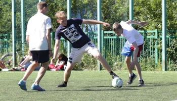 В столице Камчатки юные любители футбола сразились за кубок Ленинского района среди дворовых команд